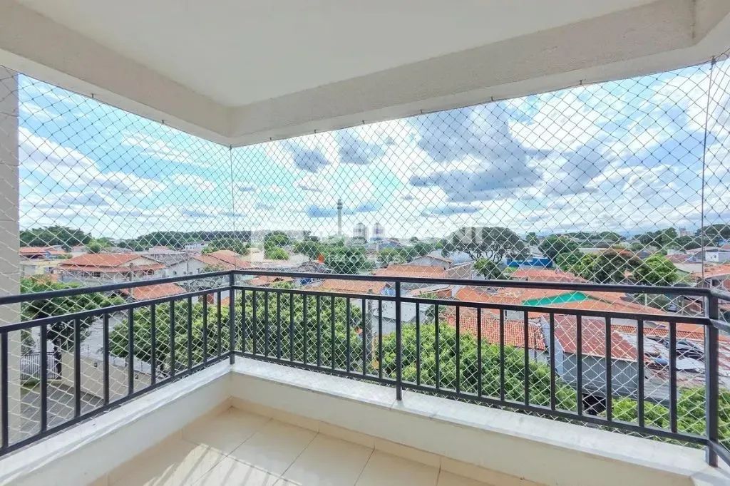 Imóvel para aluguel possui 82 metros quadrados com 3 quartos - Foto 2