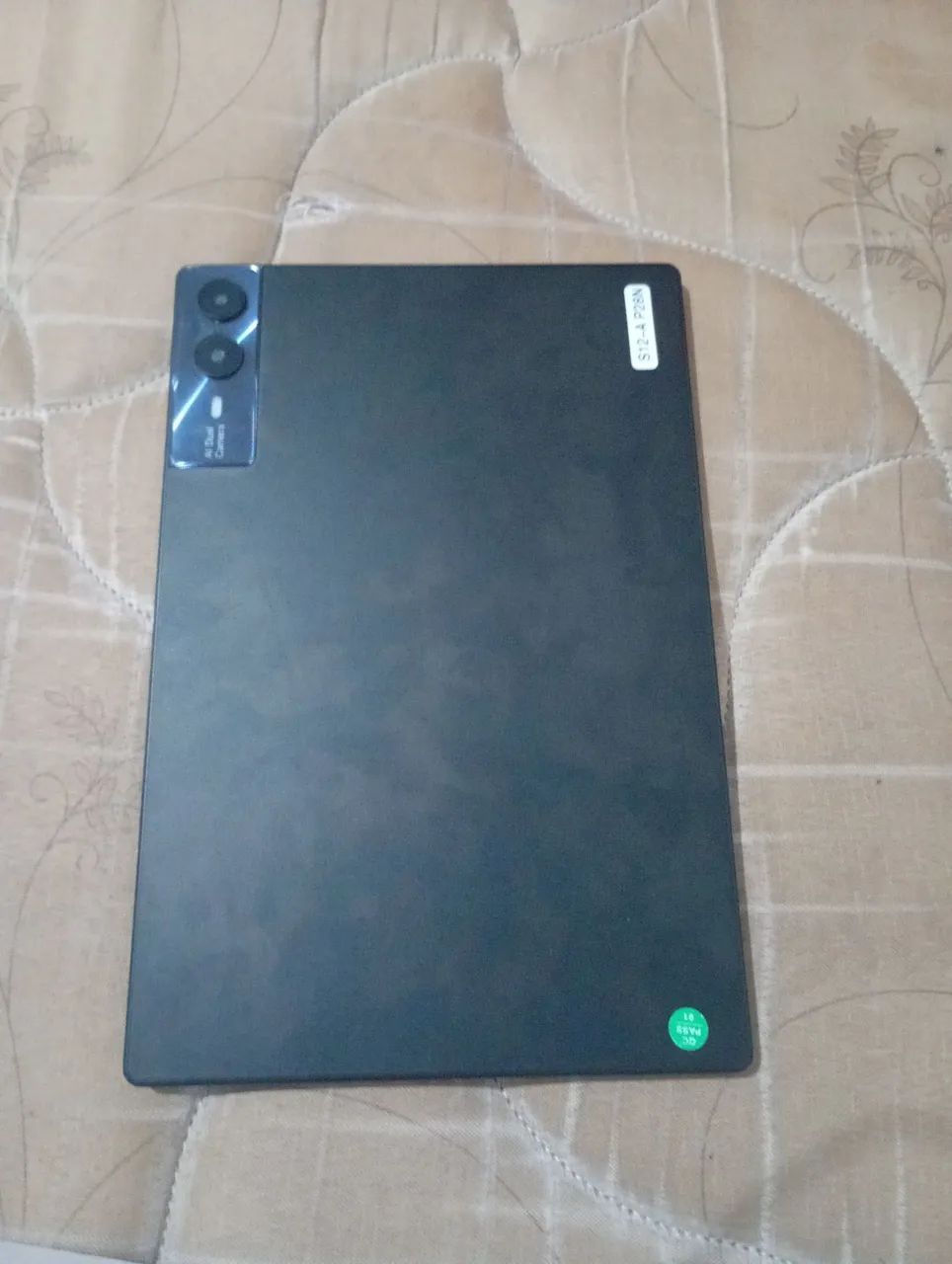 Comprei ele a 2 semanas e agora tô precisando de dinheiro e preciso vender, paguei R$2750. - Foto 4