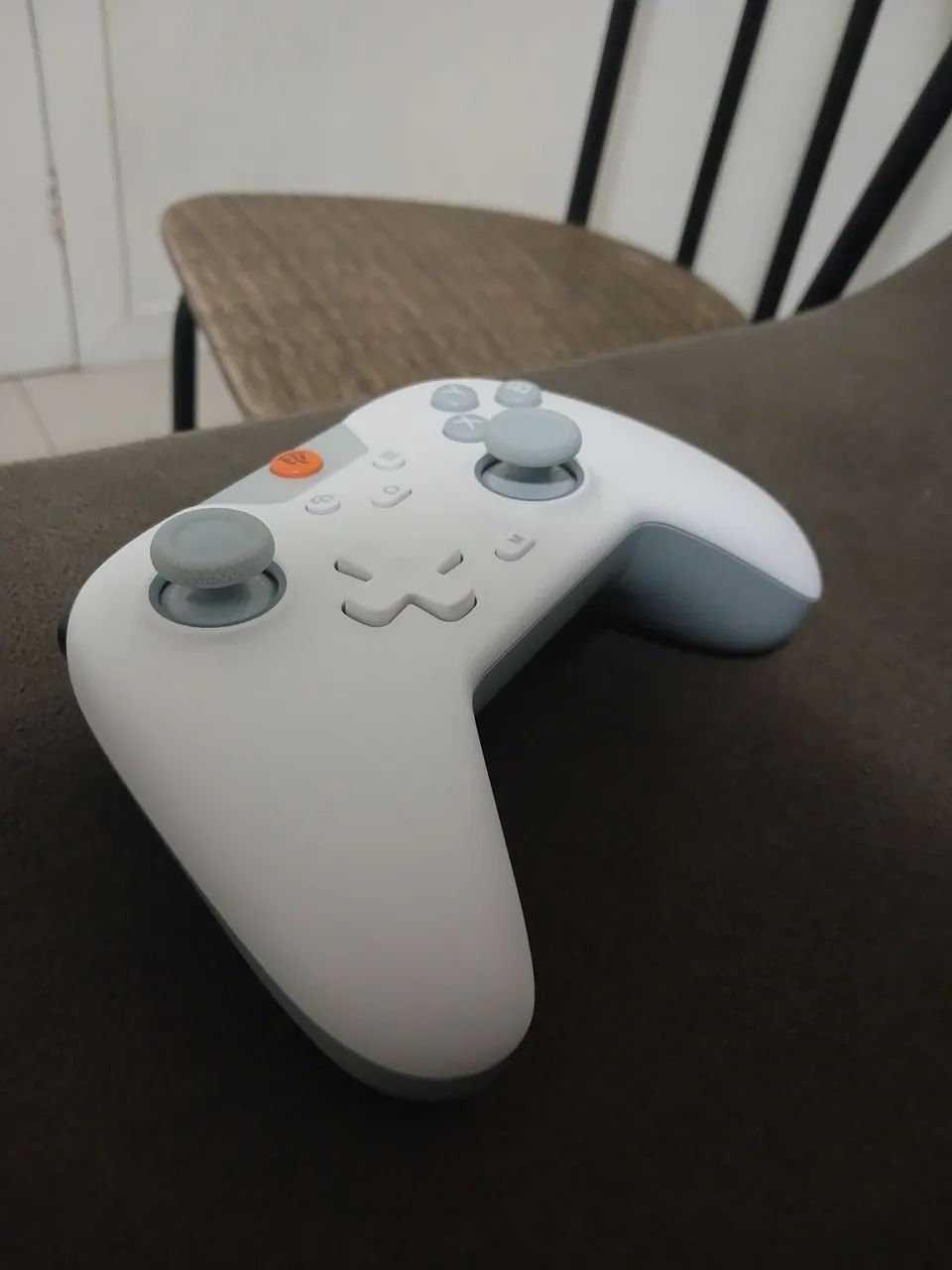 Controlador Sem Fio Bluetooth E 2.4 Easysmx X05 Branco
