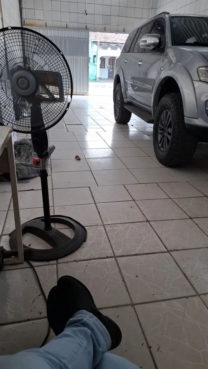 Mitsubishi Pajero 3.2 4X4 T.I. DIES. 5P AUT 2014