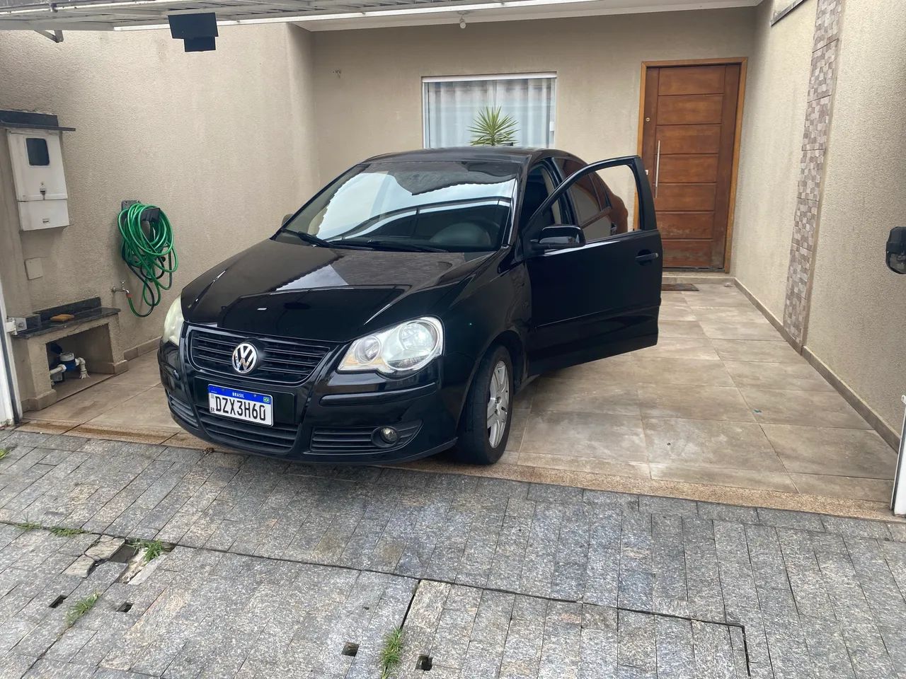 Volkswagen Polo Sedan 1.6 MI Total Flex 8V 4P 2008