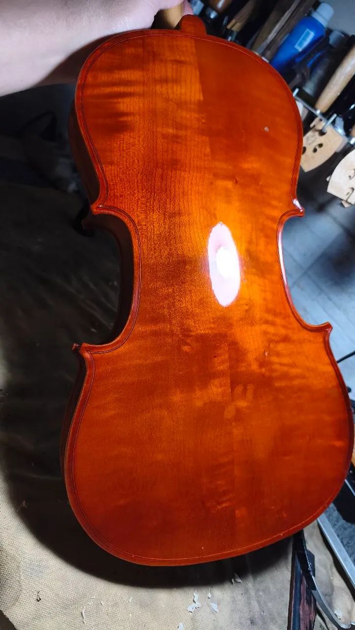 Viola de arco  harmonizada