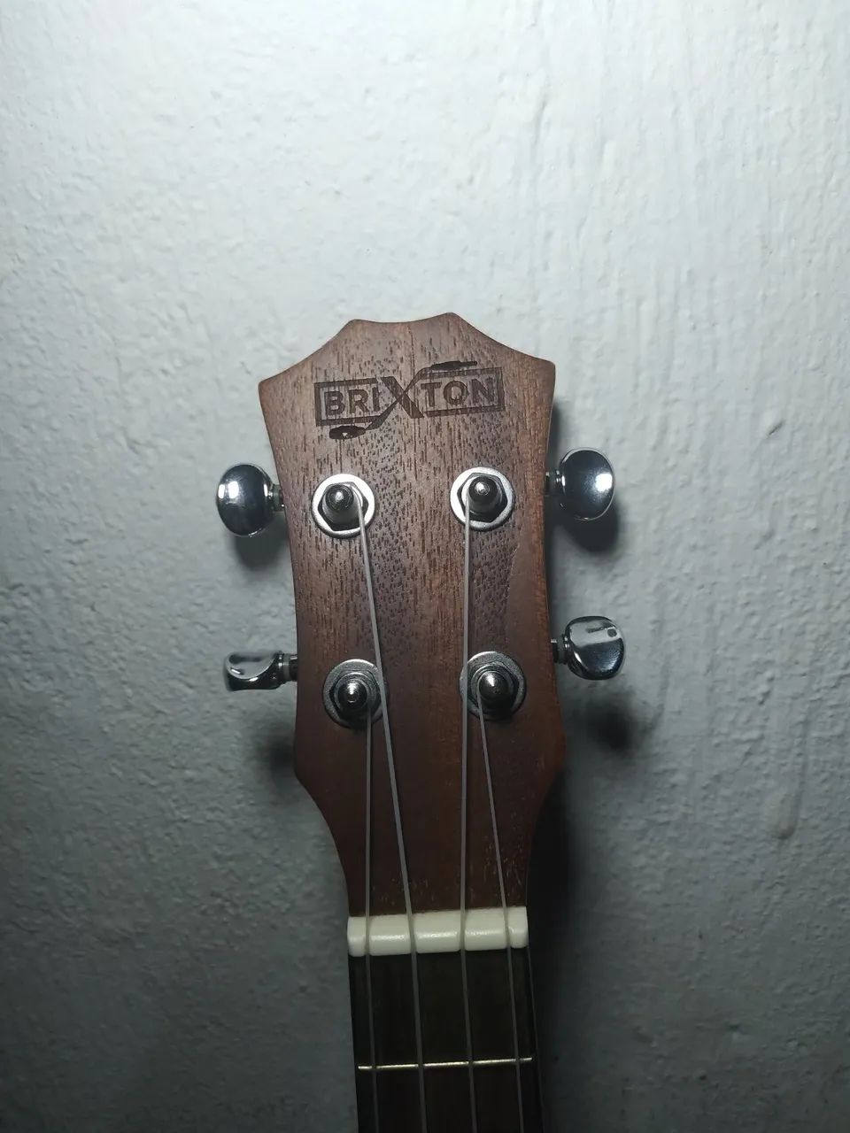 Ukulele eletrico - Foto 2