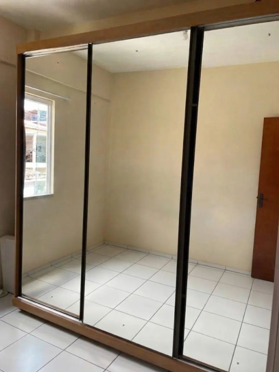 Guarda-roupa