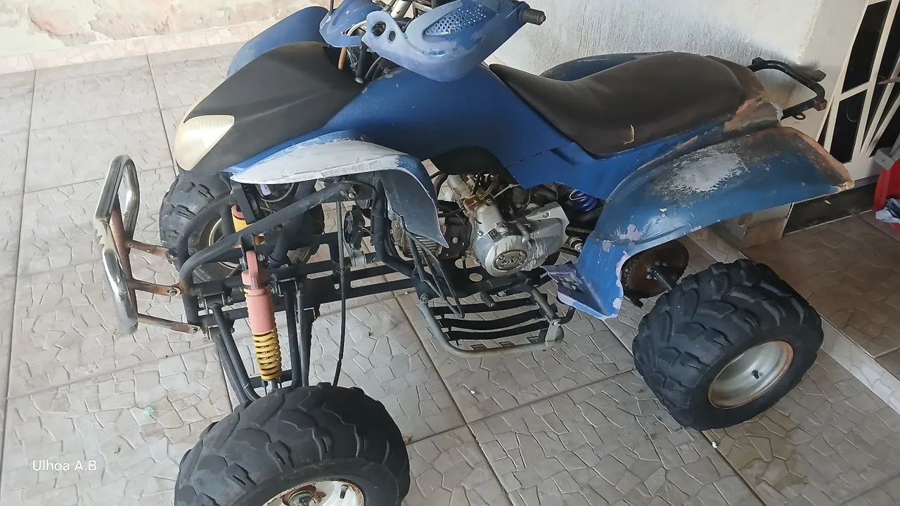Quadriciclo MVK 