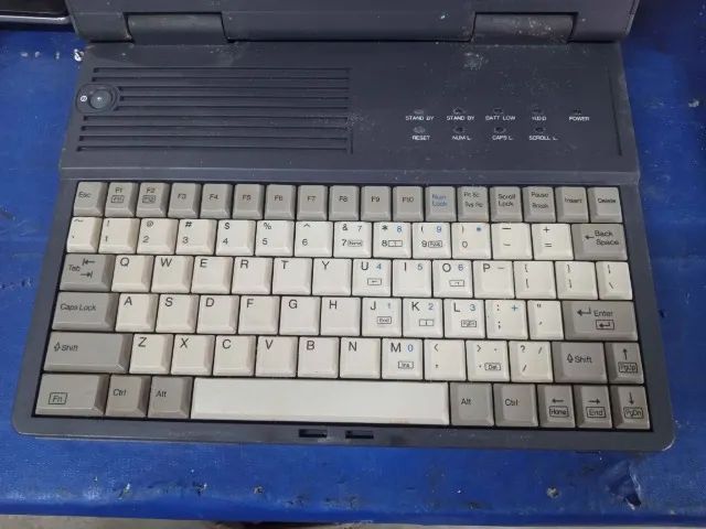 COMPUTADOR MARCA SERCOM PARA COLECIONADORES - Foto 3