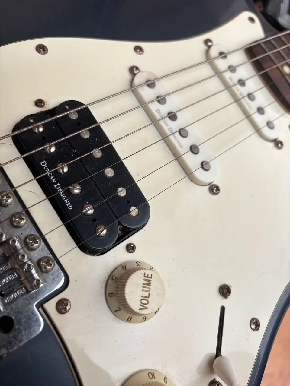 Fender Squier stratocaster HSS vintage modified 2012 - Foto 3