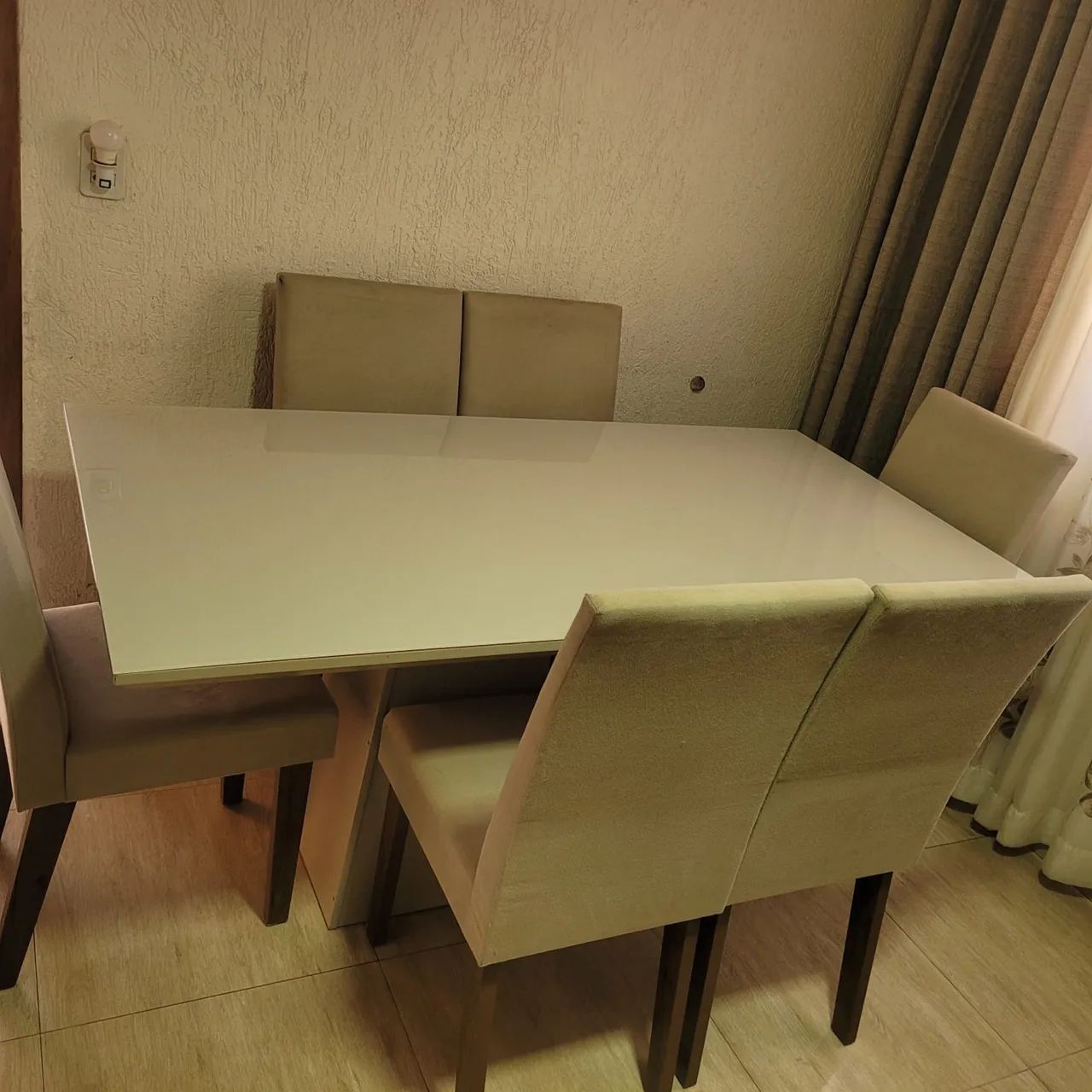 Mesa com 6 cadeiras  - Foto 2