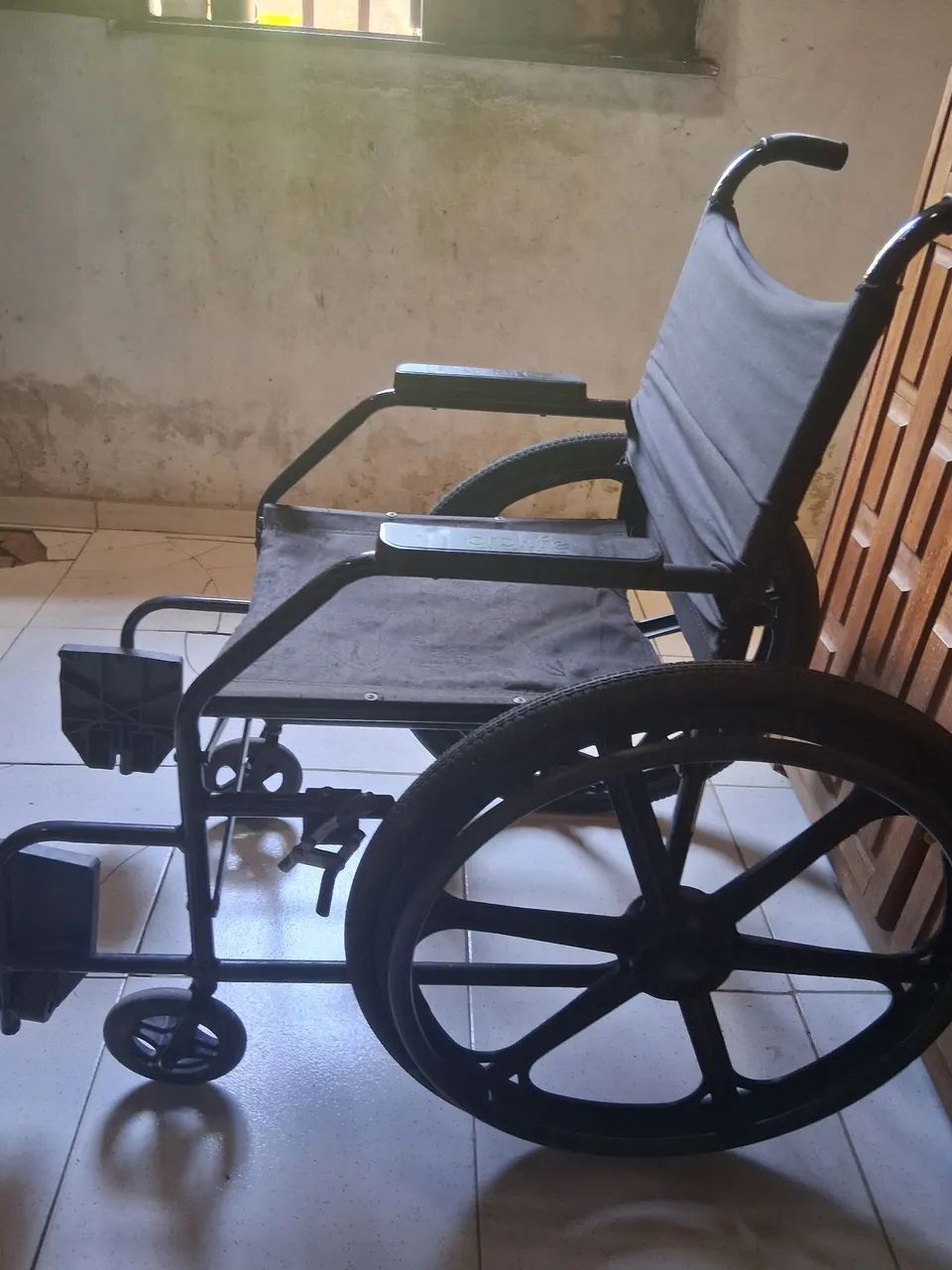 Cadeira de rodas  - Foto 3
