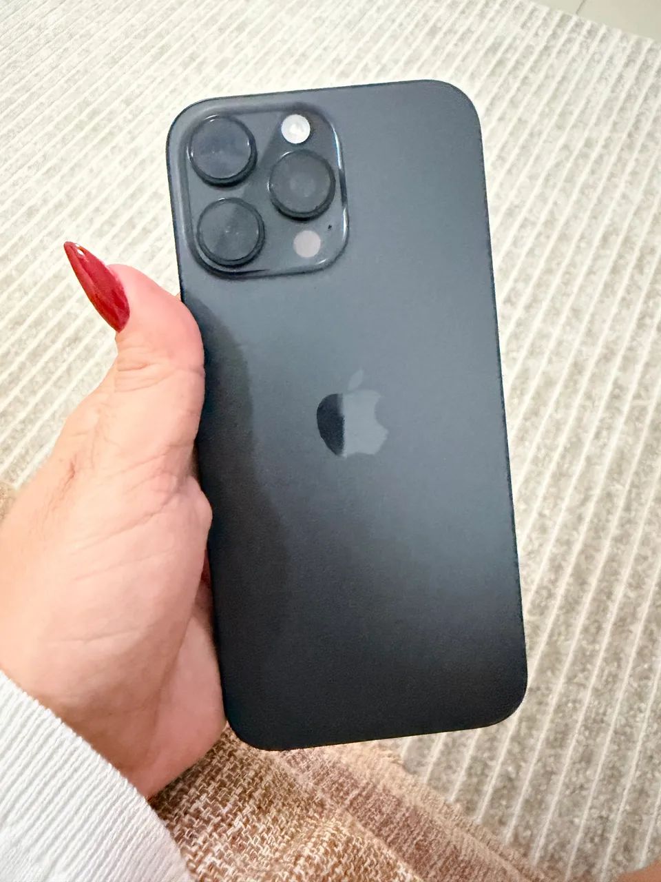 iPhone 16 pro max 256 - Foto 4