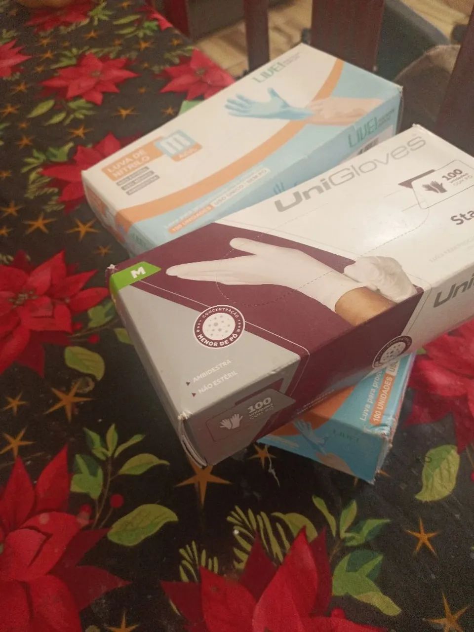 Vendo caixa de Luva 