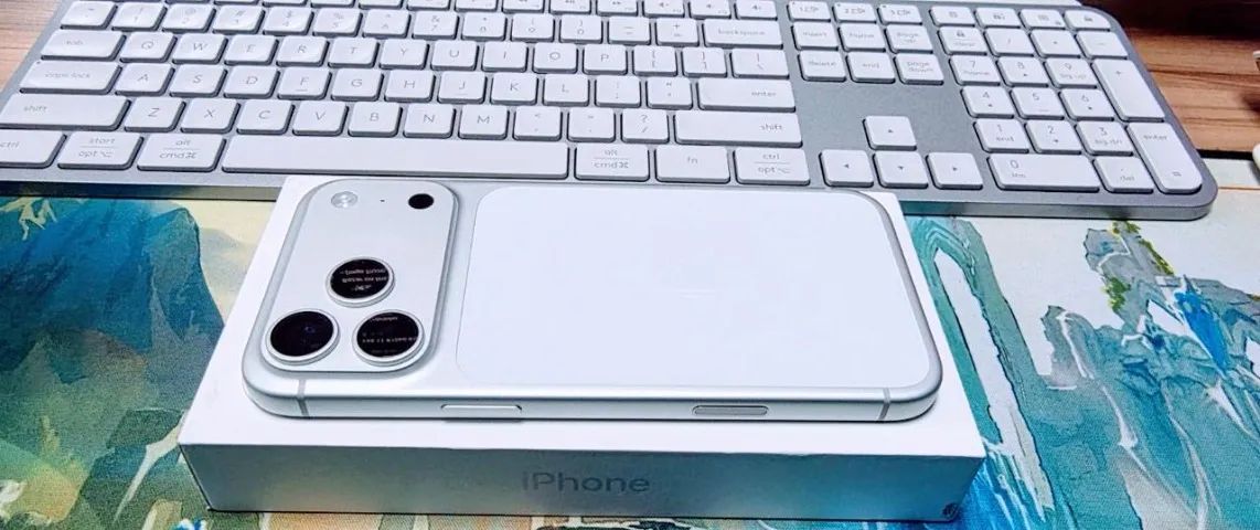 Iphone 17 Pro Max 1Tb - Silver - Anatel Chip Físico - Foto 3