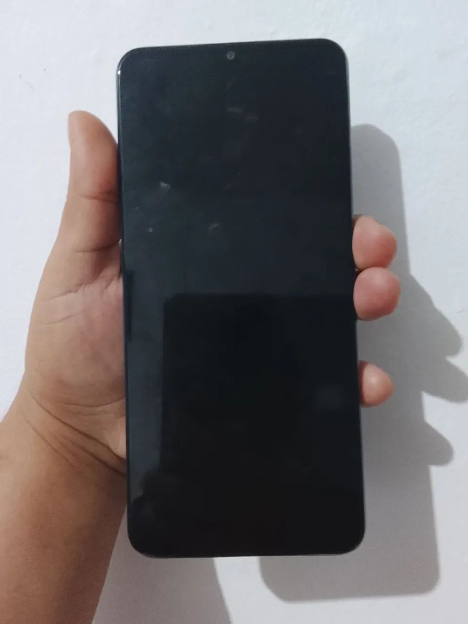 Celular realme C63 semi novo em perfeito estado 