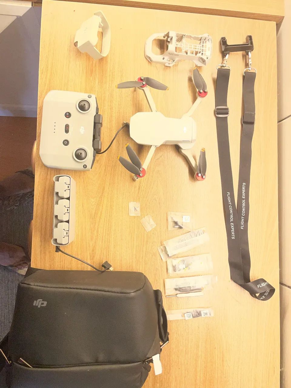 Drone dji 2 combo fly ultra light completo  - Foto 2