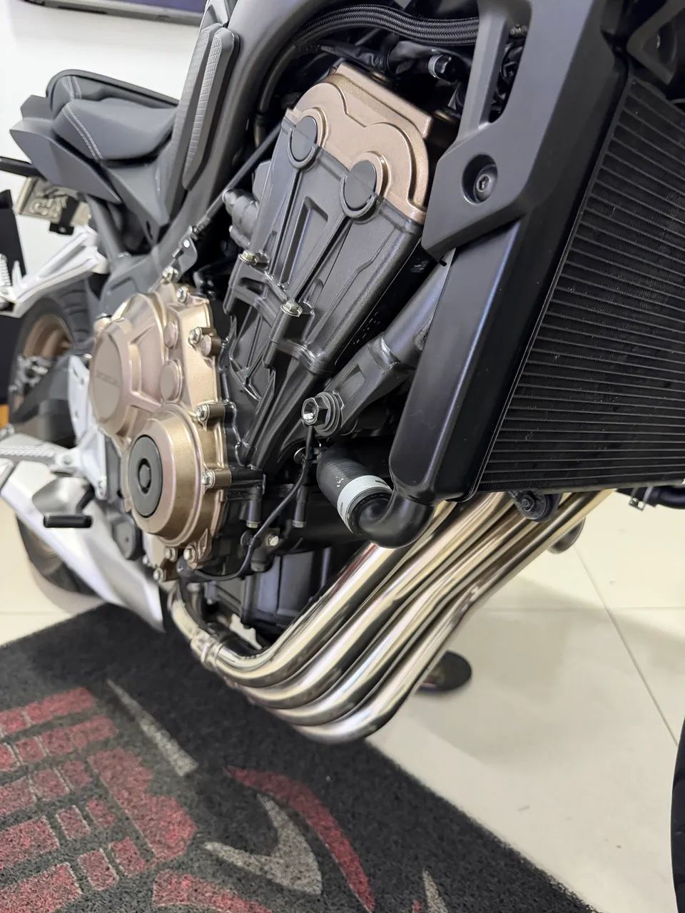Cb 650r / financiamos ? - Foto 5