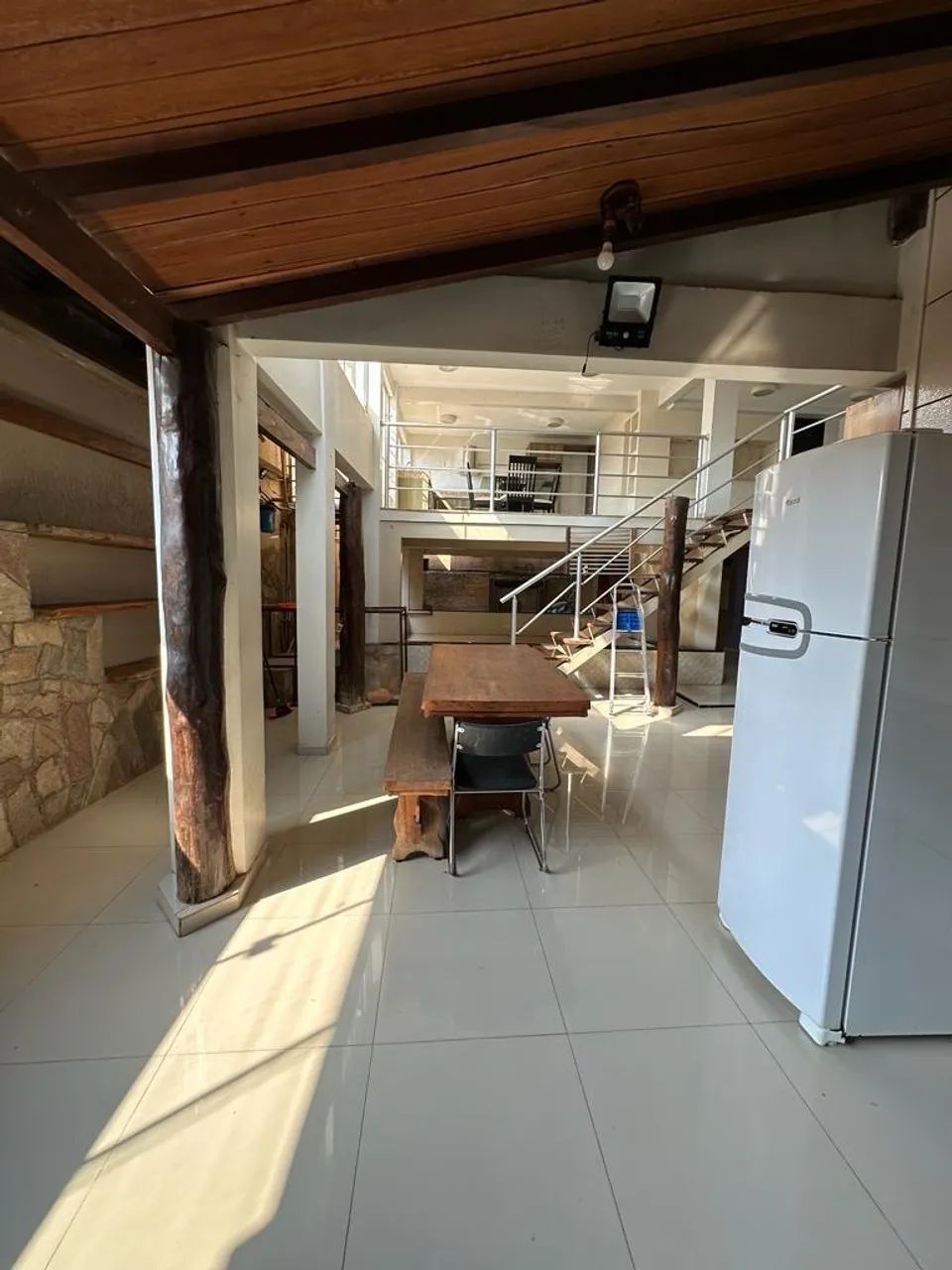ALUGA-SE casa mobiliada próximo à portaria da vale 