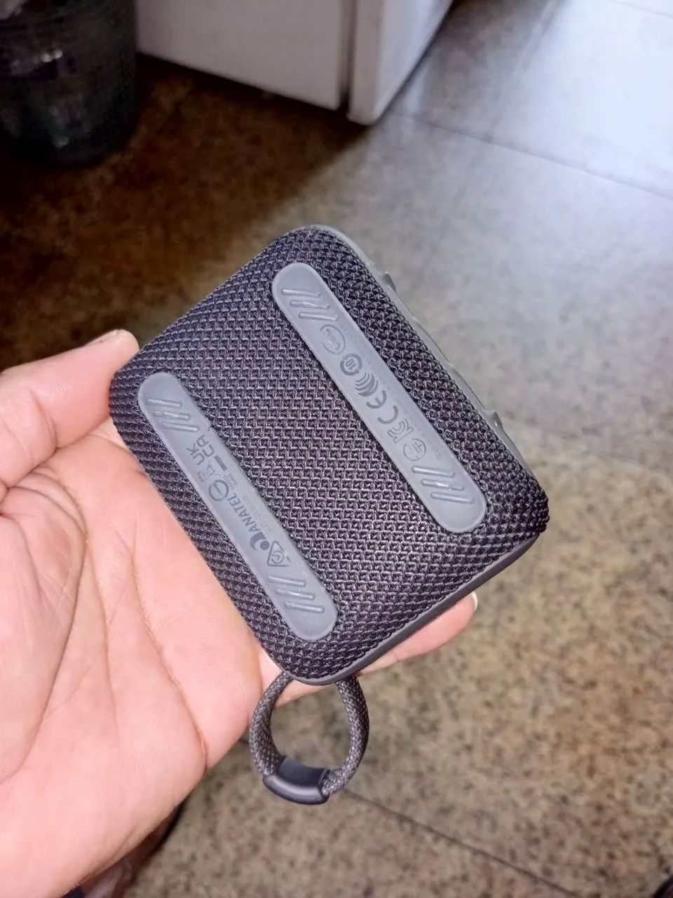 Caixa de som JBL go 4 funcionando perfeitamente original - Foto 5