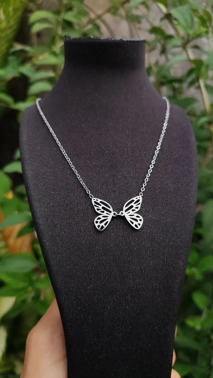 Colar de borboleta em aço inoxidável  - Foto 2