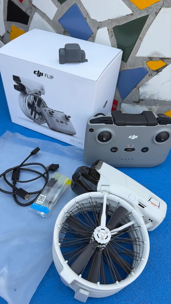 Drone Dji flip 4k novinho caixa acessórios - Foto 2