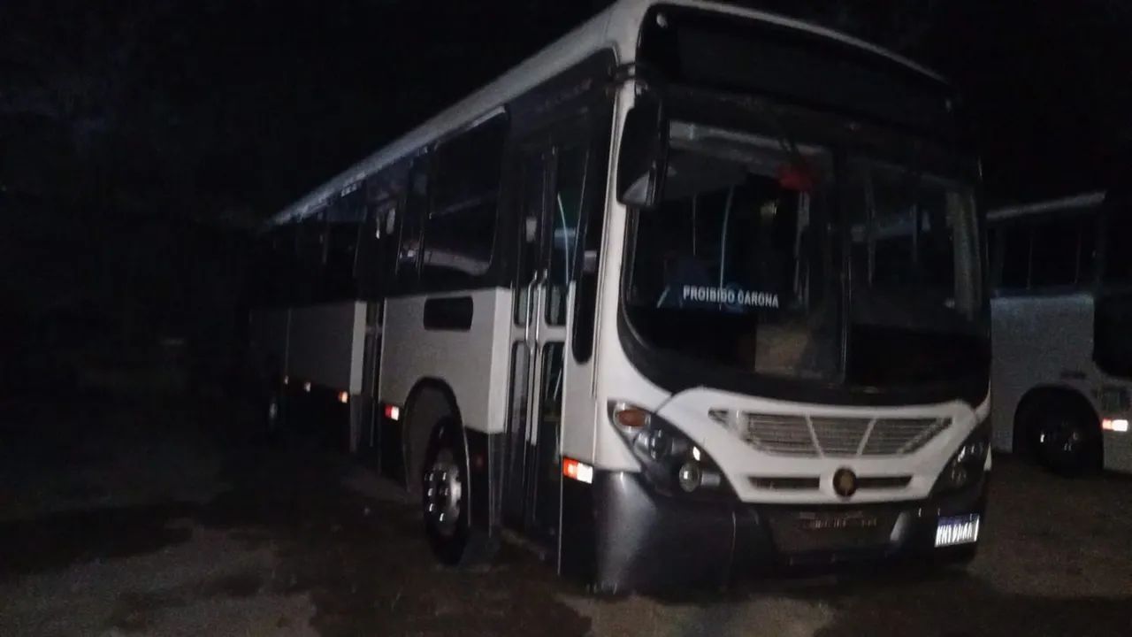 Vendo ônibus 1722 - Foto 5