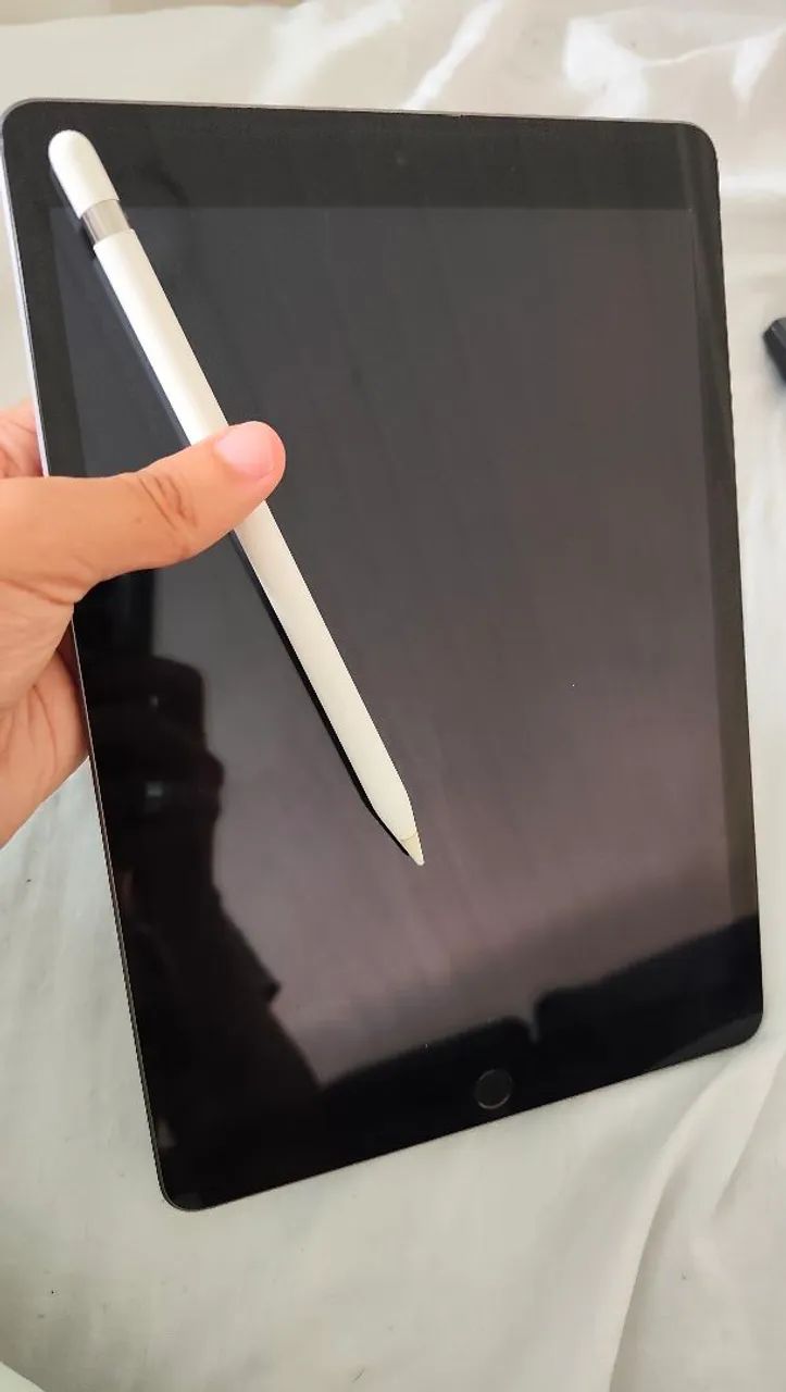 iPadAir3 applepencil ほかオマケセット売り iPad + 純正アクセサリーセット】iPad Air 3 64GB + Apple Pencil +
