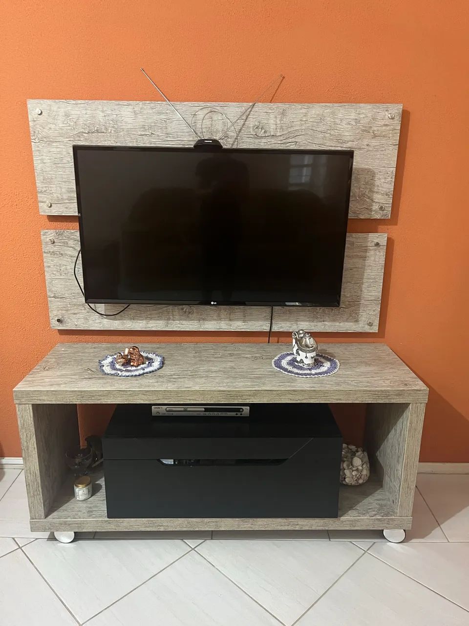 RACK lindo com suporte para TV - Foto 2