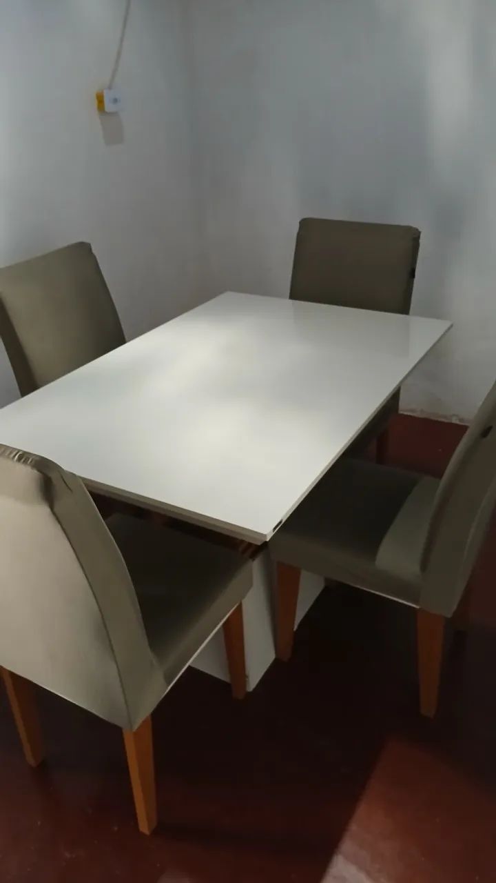 Mesa de jantar 4 cadeiras65060623349634120