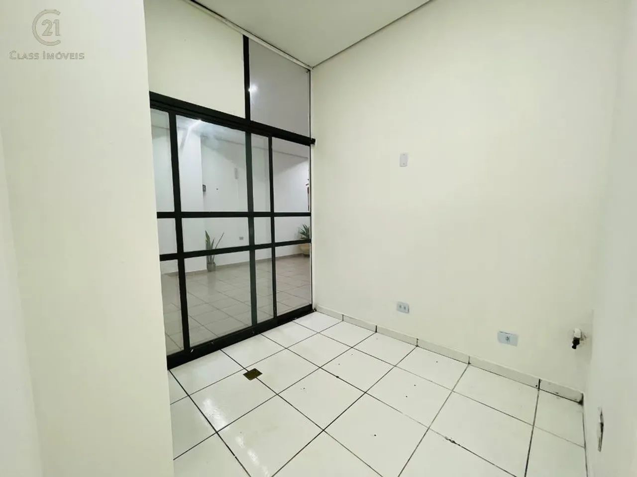 Sala para alugar em Londrina, Centro, com 51 m², Residencial Villa Lobos - Foto 5