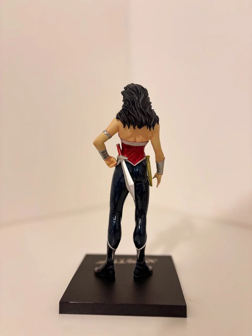 Mulher Maravilha Kotubukiya ARTFX+ - Foto 3