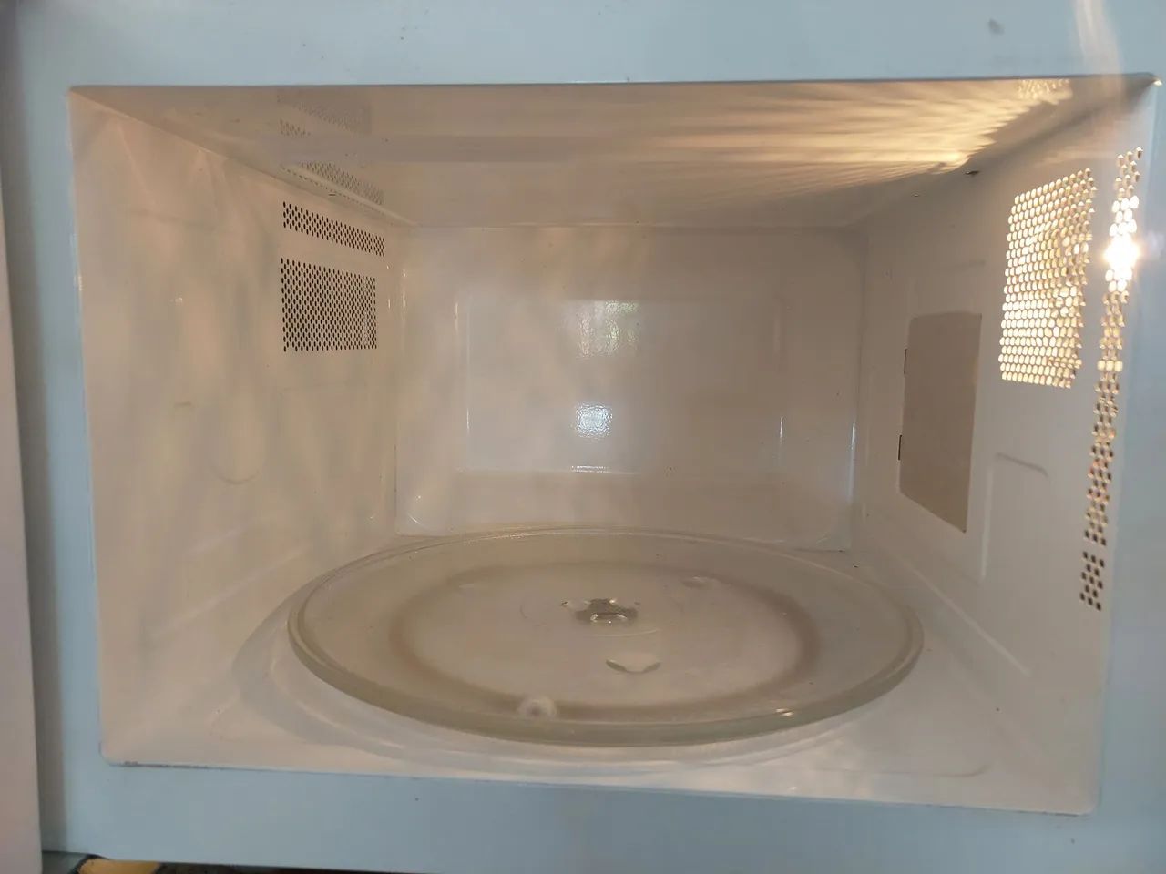 Micro-ondas Eletrolux 31L  - Foto 2