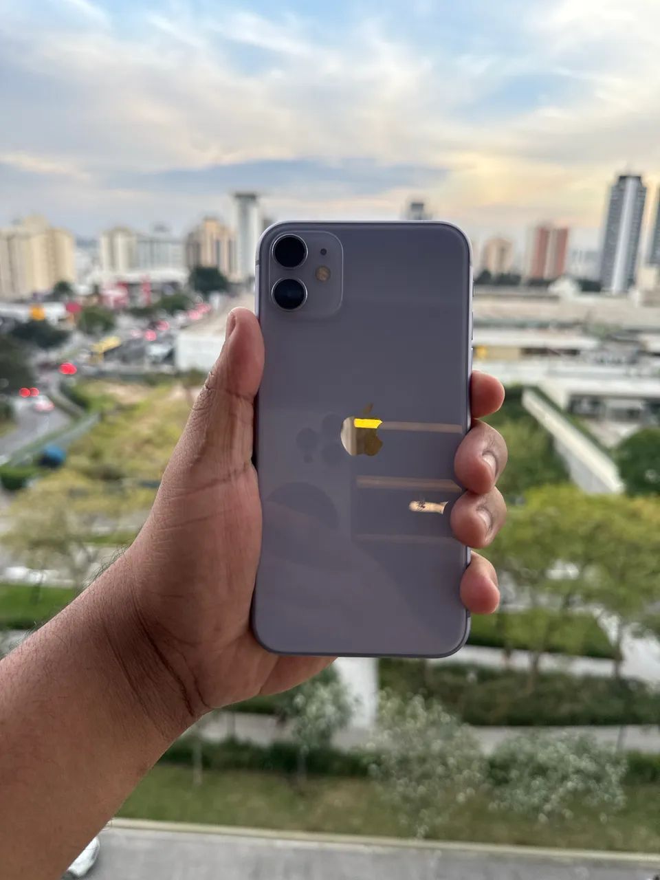 11 ROXO DE 128GB USADO - Foto 2