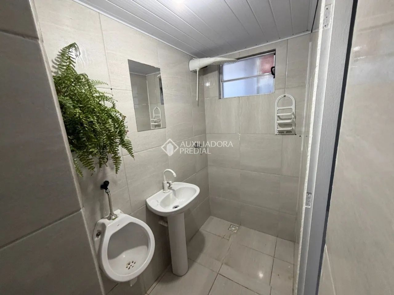 CASA COM PISCINA E AMPLO TERRENO EM FORQUILHAS - SÃO JOSÉ - Foto 4
