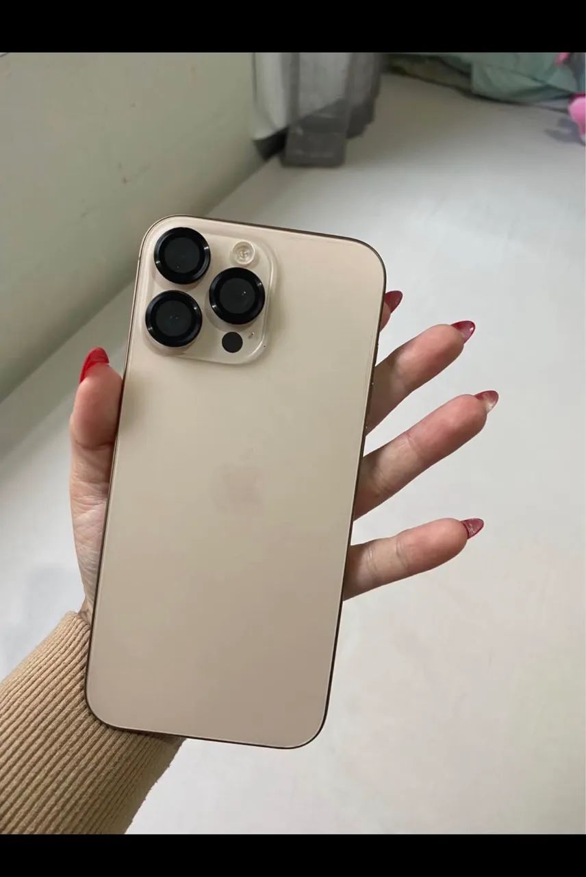 iPhone 16 pro max - Foto 2
