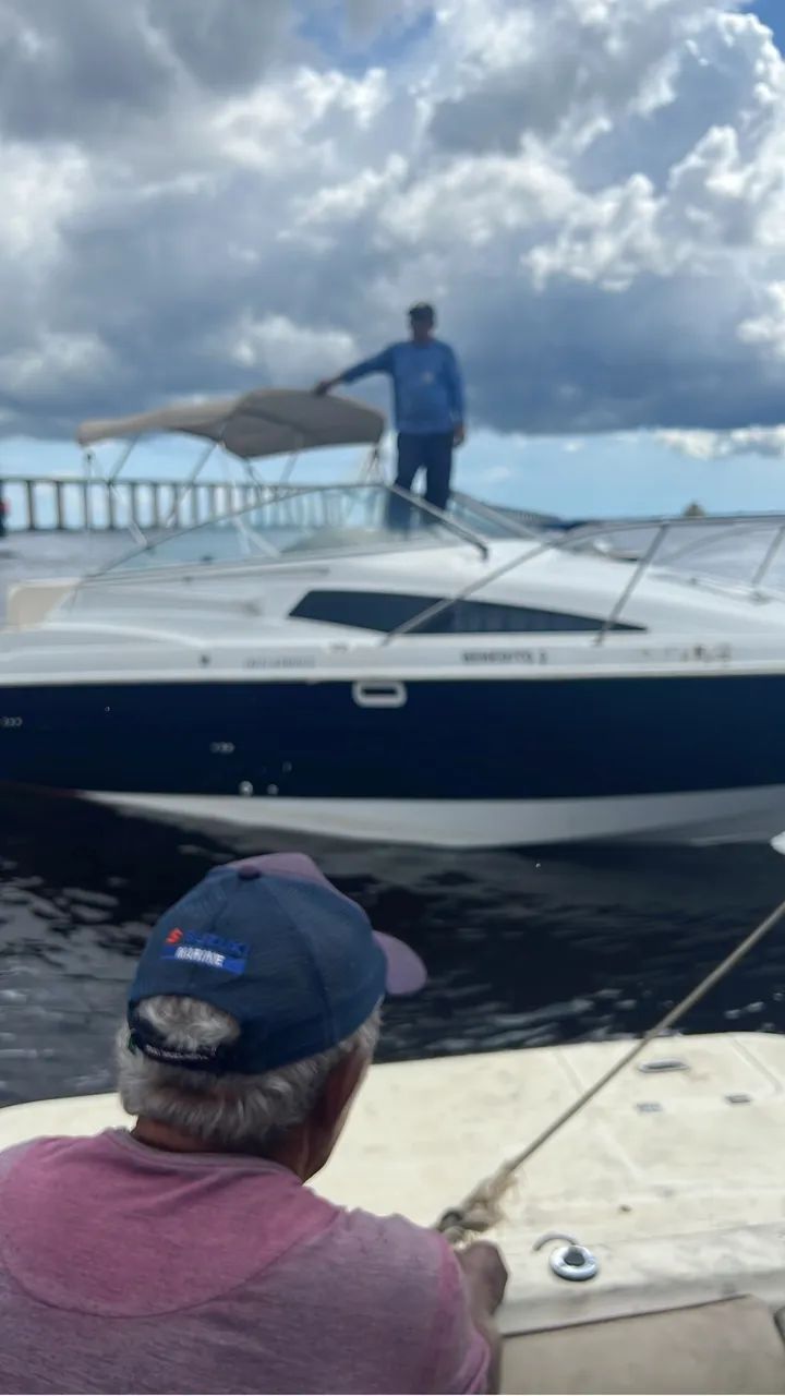 Lancha Bayliner 7.4 L Bravo Three - Foto 4