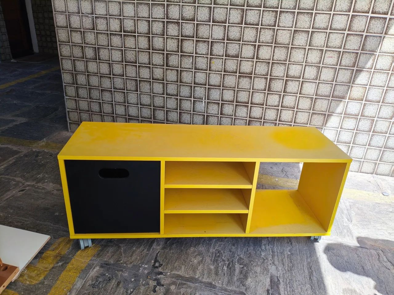 Sofá cama e rack - Foto 2