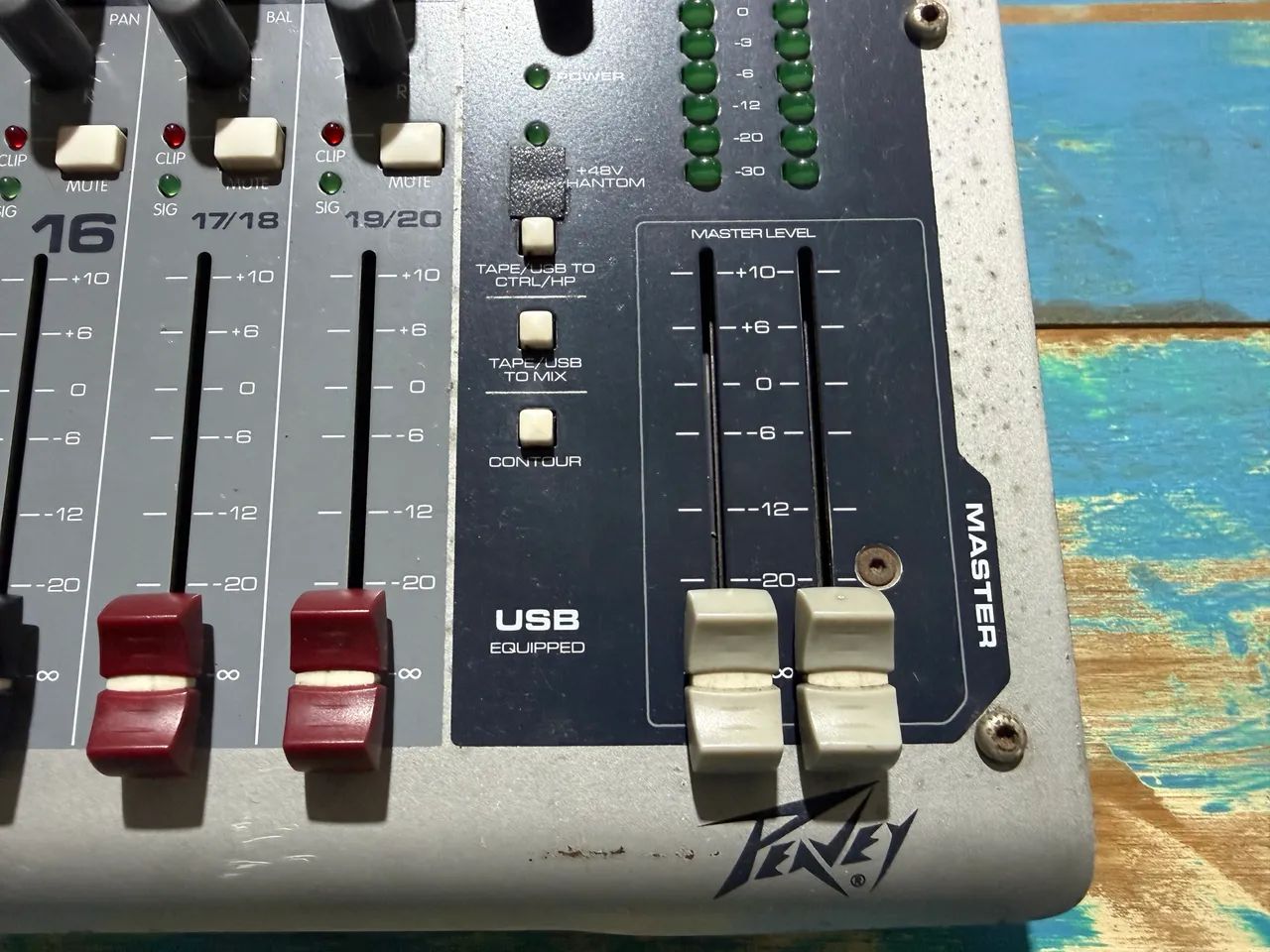 Mesa de som Peavey de 20 canais - Foto 2