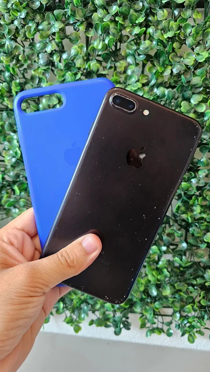 iPhone 7 Plus - 128GB - Preto