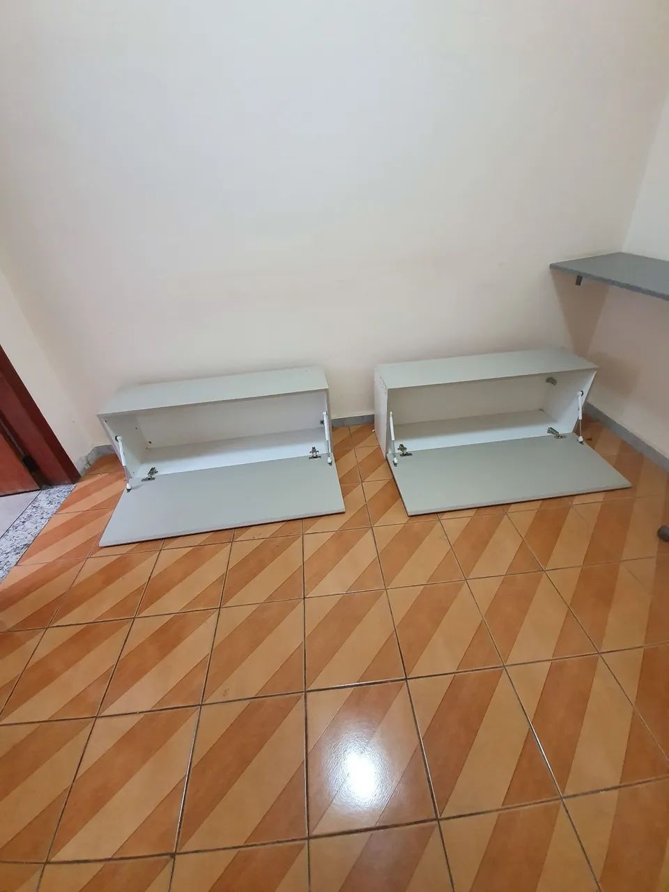 Armário suspenso