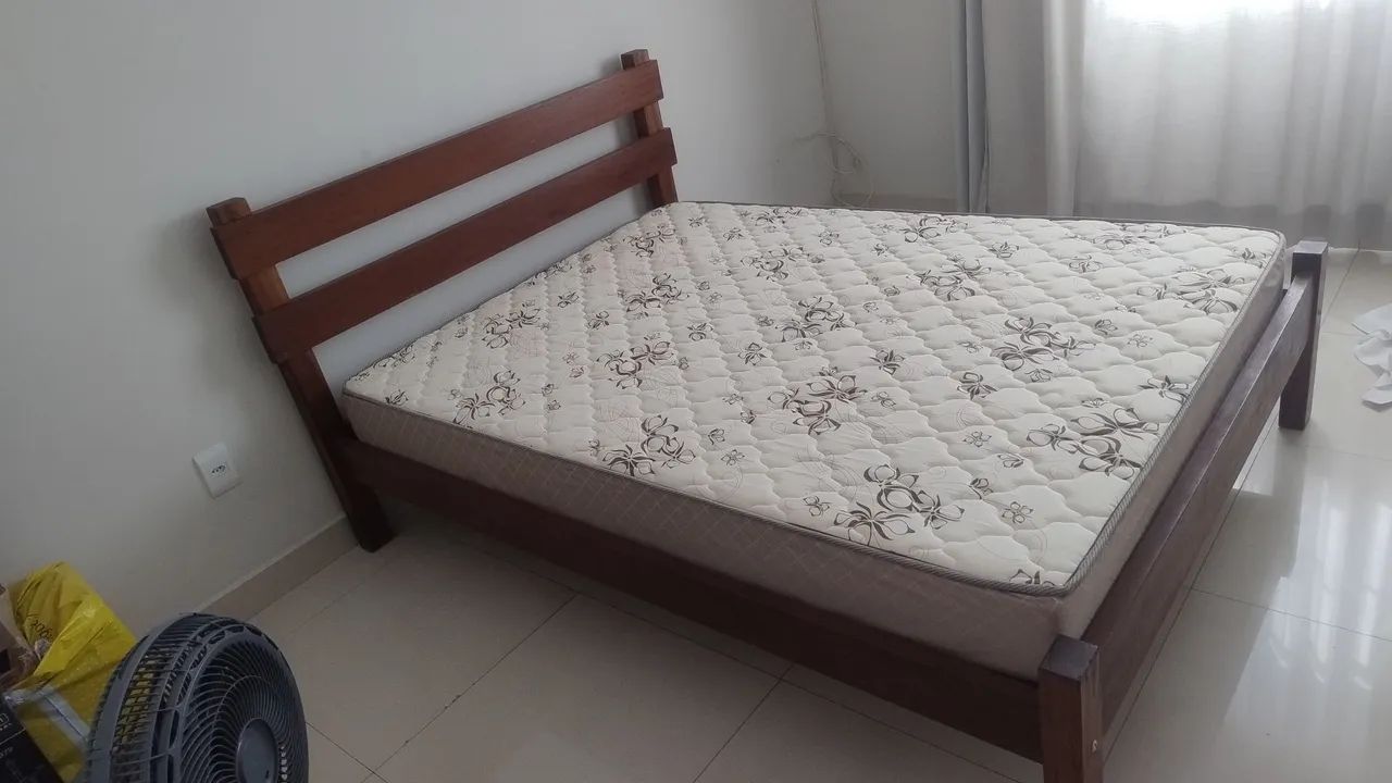 Cama de casal + colchão d45  - Foto 3