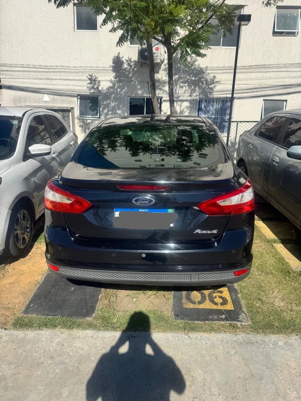 Ford Focus Focus Sedan 1.6 16V Flex 4p Aut. 2014