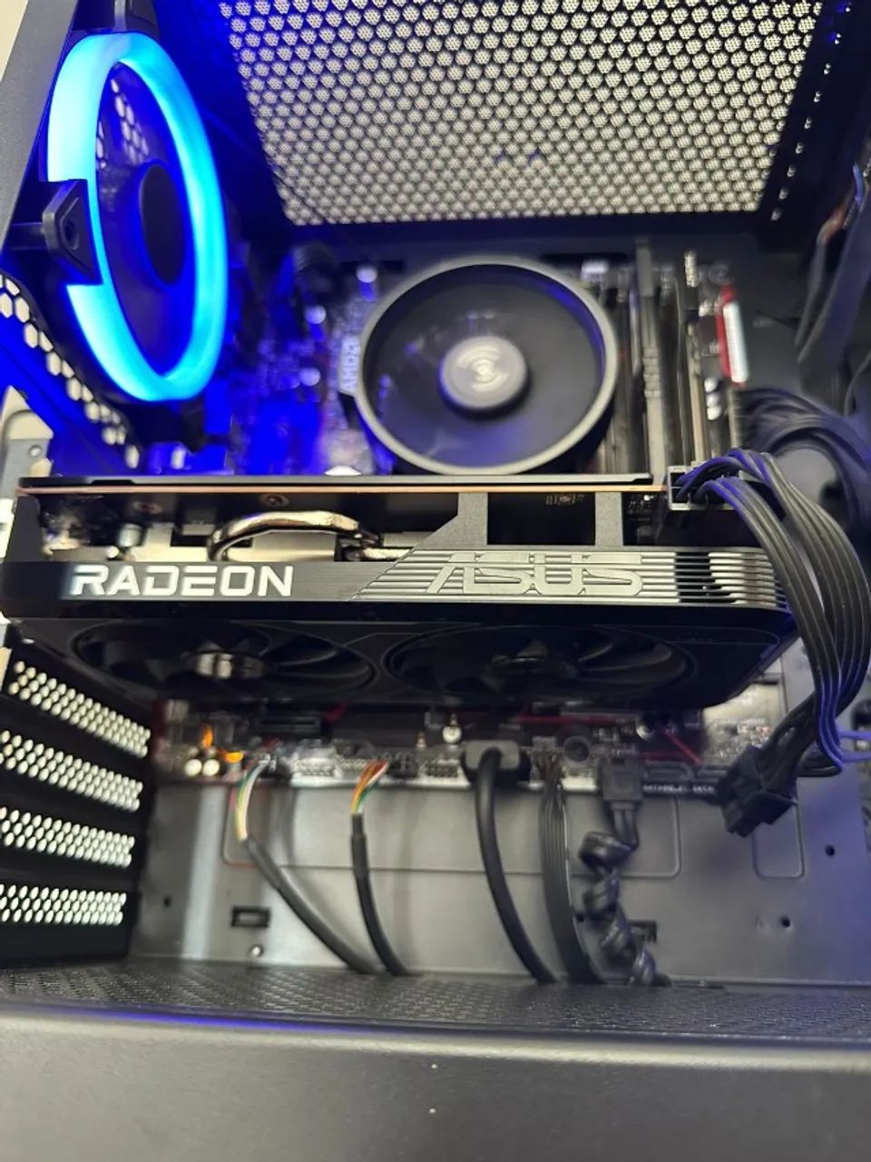 PC Gamer Completo Ryzen 5 5600G + RX 6600 8GB + Monitor Pichau