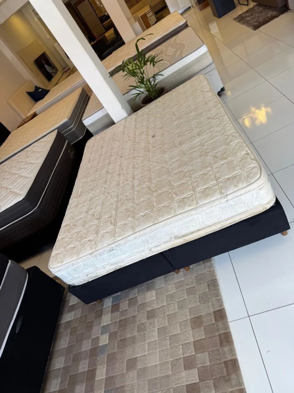 Cama Queen MAXFLEX USADO - Entrego HOJE!  - Foto 3