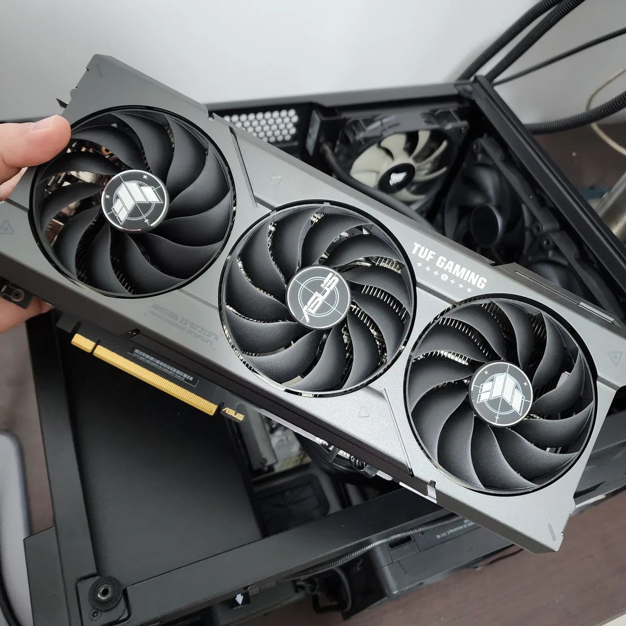 Asus RTX 4060ti 8GB - Foto 2