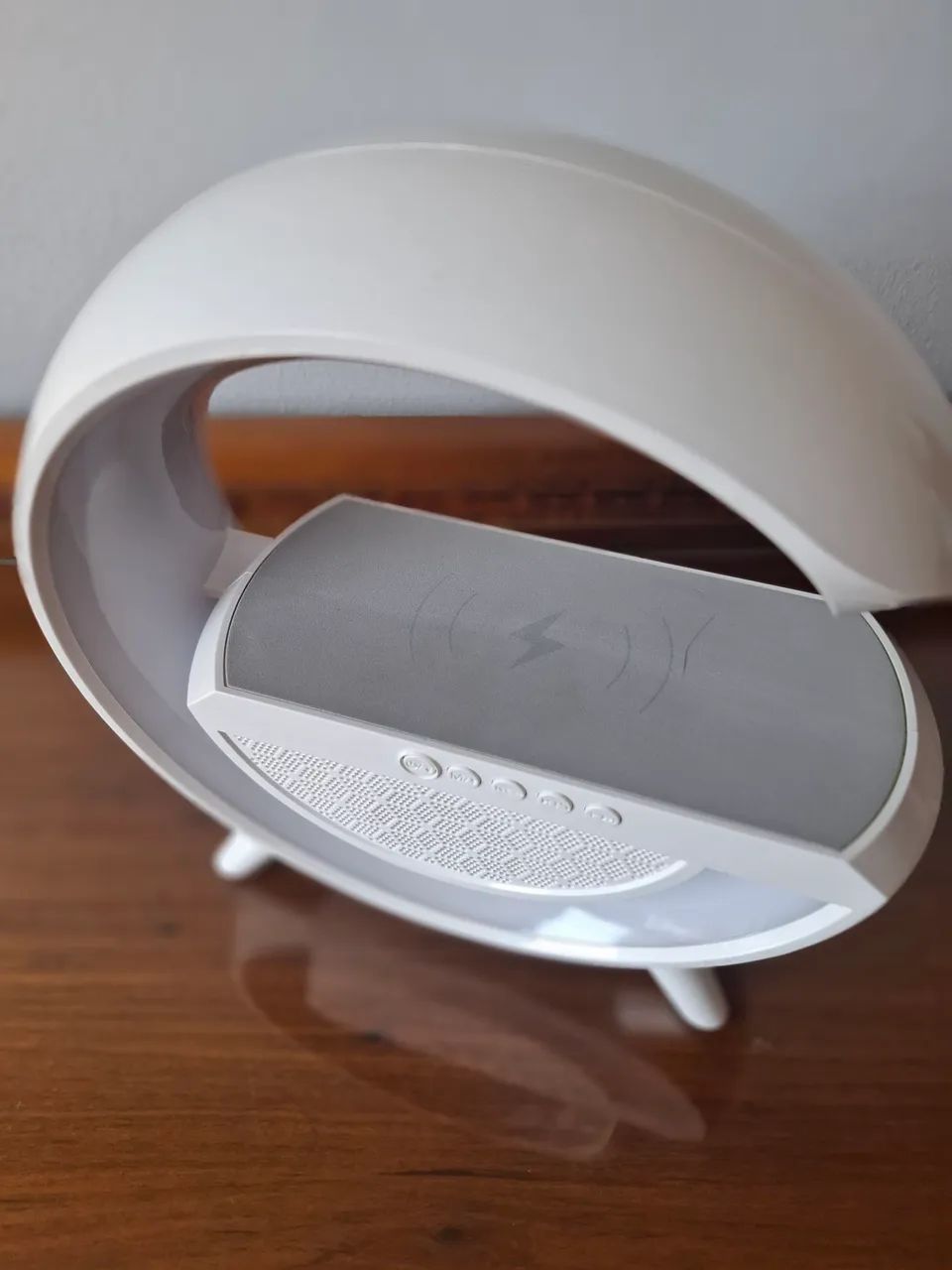 Carregador, Caixa de Som e Luminária G Speaker - Foto 3