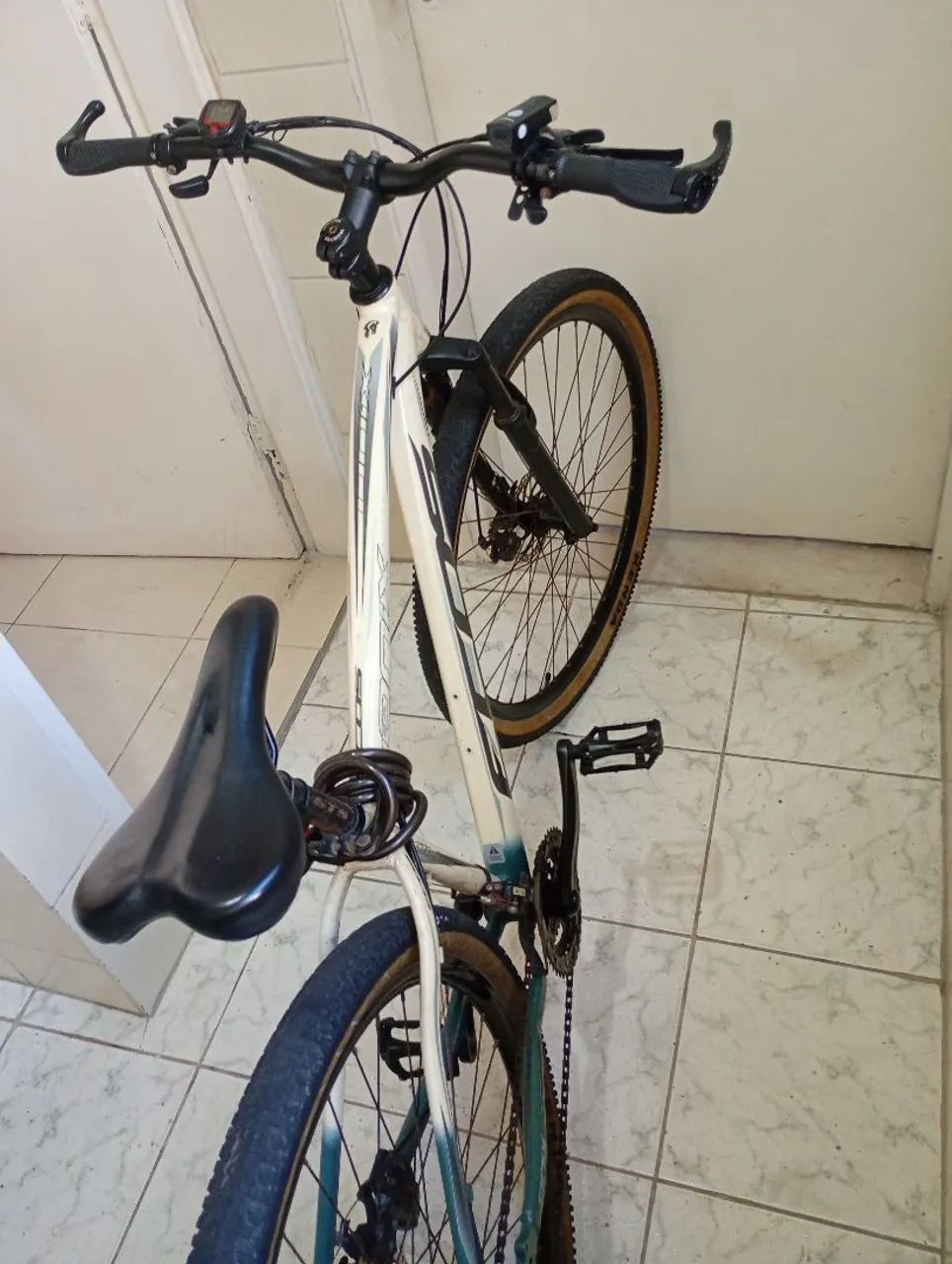 Vende-se bicicleta aro 29 - Foto 5
