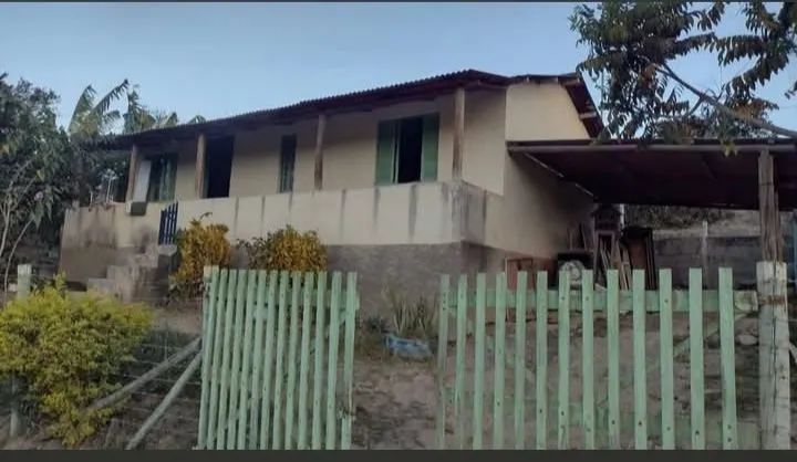 Vendo uma casa jabuti no interior de Marataízes 