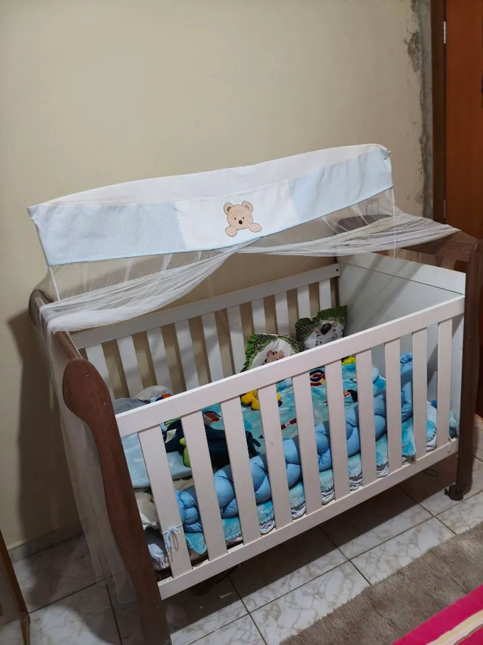 Berço MDF com rodinhas  - Foto 2