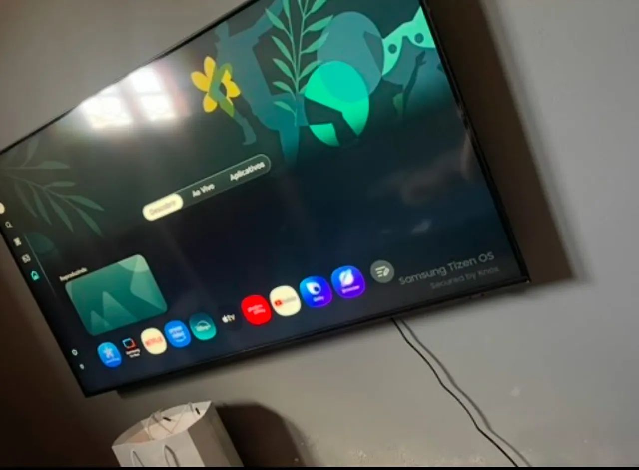 Samsung 55 polegadas,seminova e em excelente estado de conservação!