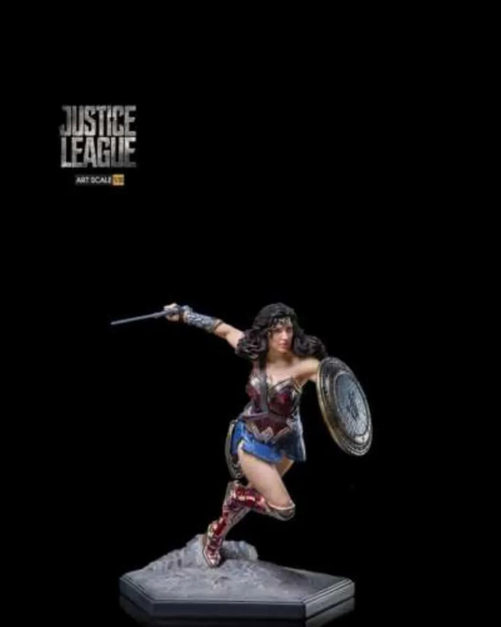 Mulher Maravilha JL Iron Studios 
