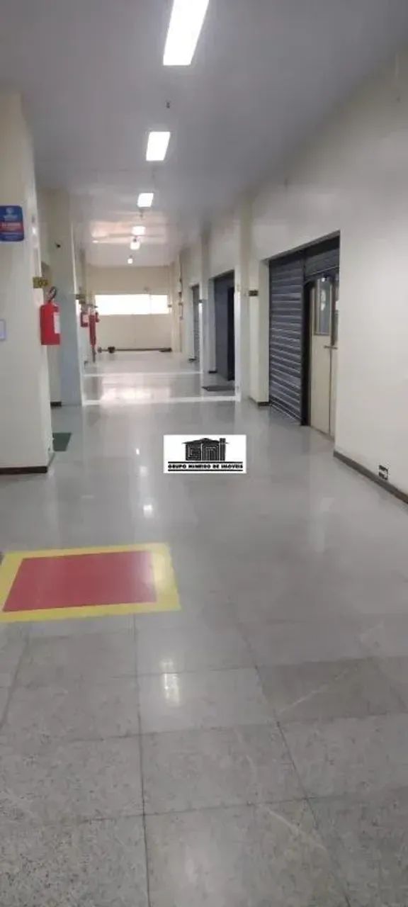 EXCELENTE LOJA COMERCIAL EM GALERIA  84,56 m² - Foto 2